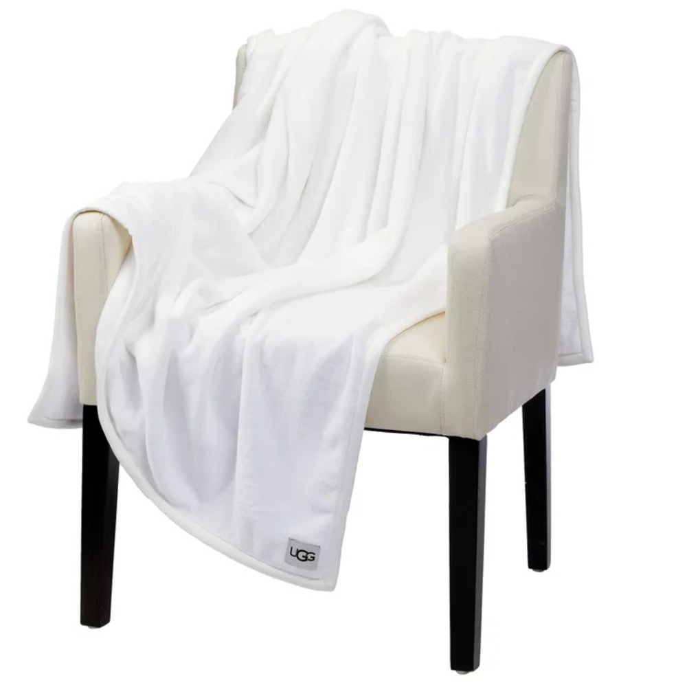 Cozy UGG Duffield Throw, (50” x 70”), Cream - NWT